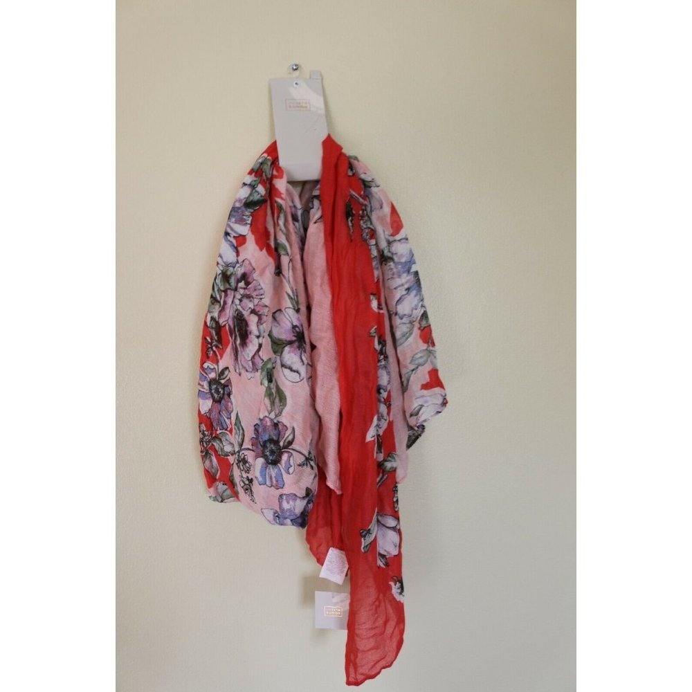 14th & Union Light Red w/Beautiful Flowers NWT